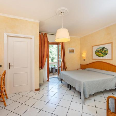 Hotel Tirreno Forte dei Marmi Kültér fotó
