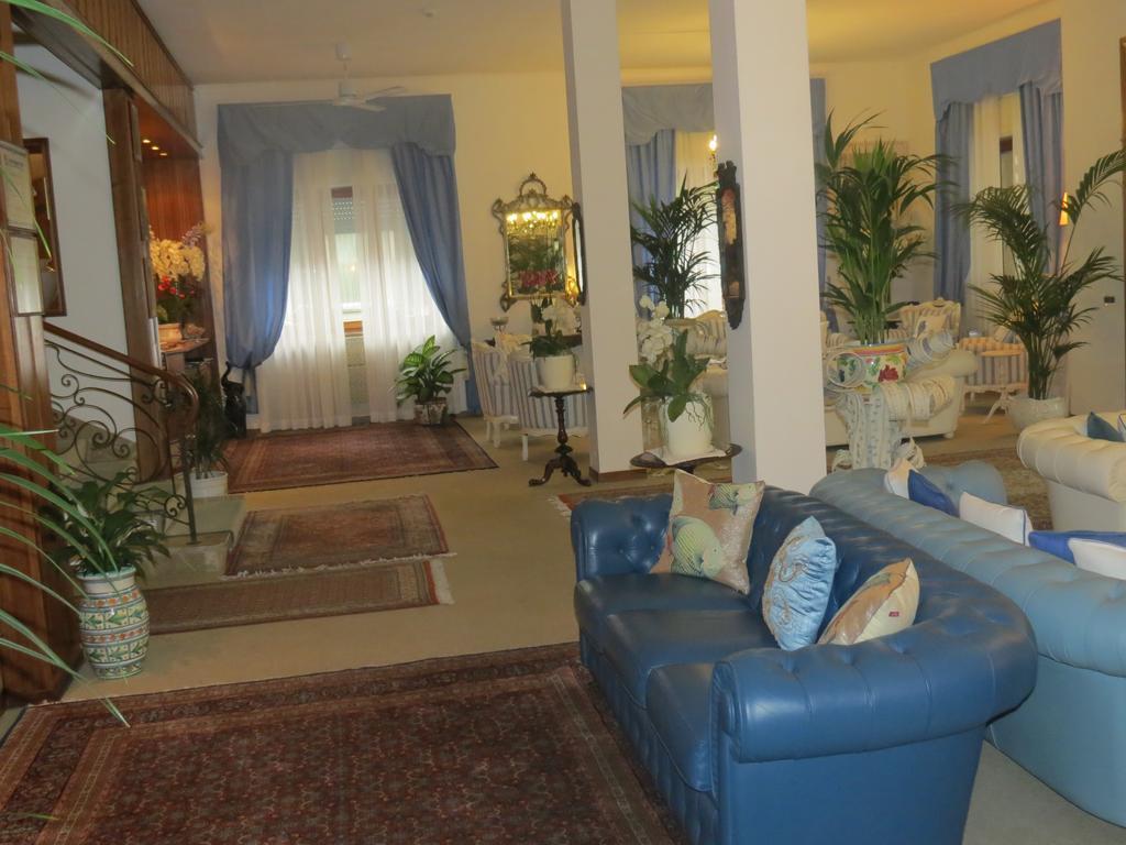 Hotel Tirreno Forte dei Marmi Kültér fotó