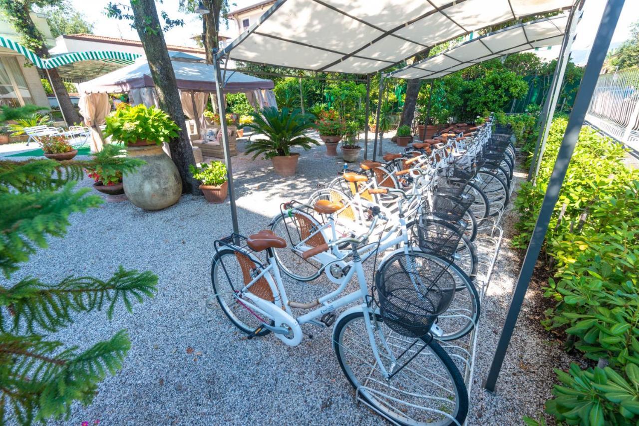 Hotel Tirreno Forte dei Marmi Kültér fotó